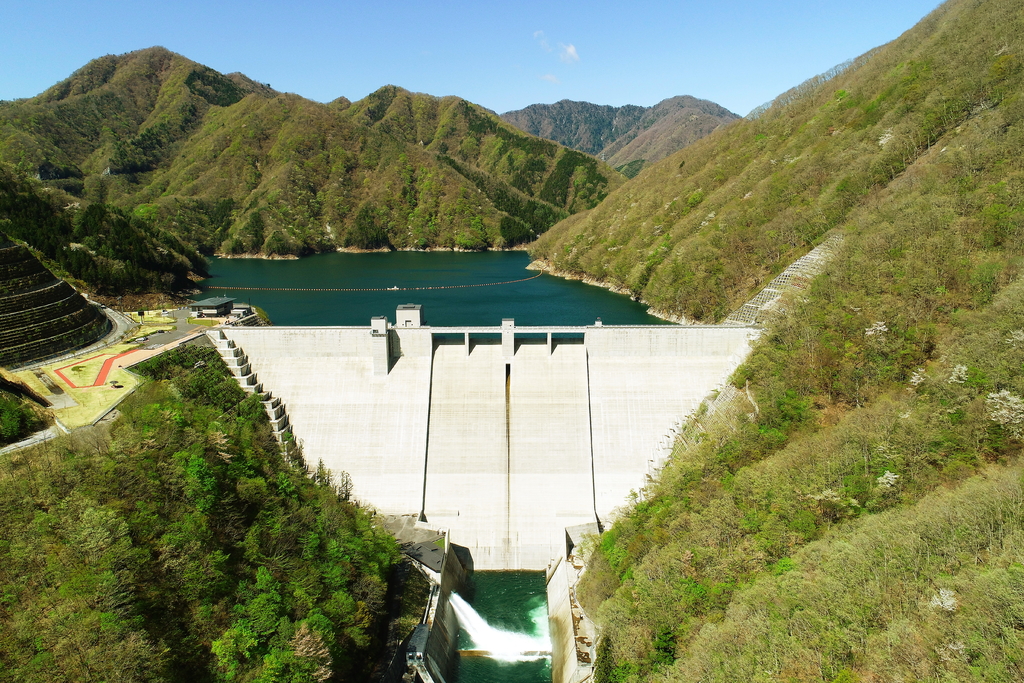 湯西川ダム とちぎ旅ネット〜栃木の観光旅行情報サイト
